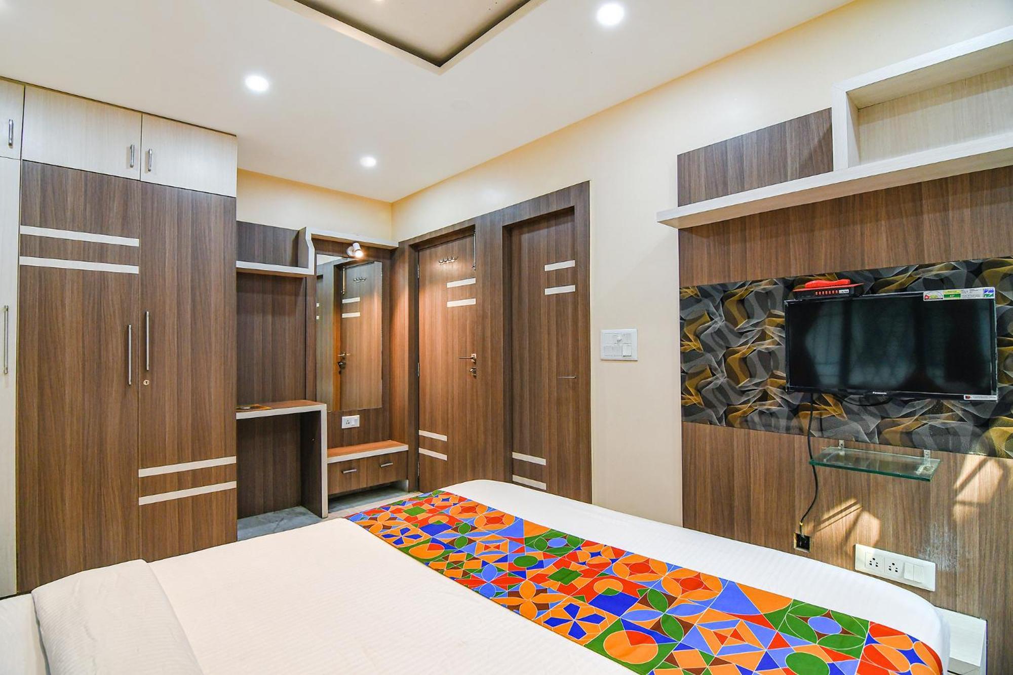 Fabexpress Scholer Motel コルカタ エクステリア 写真